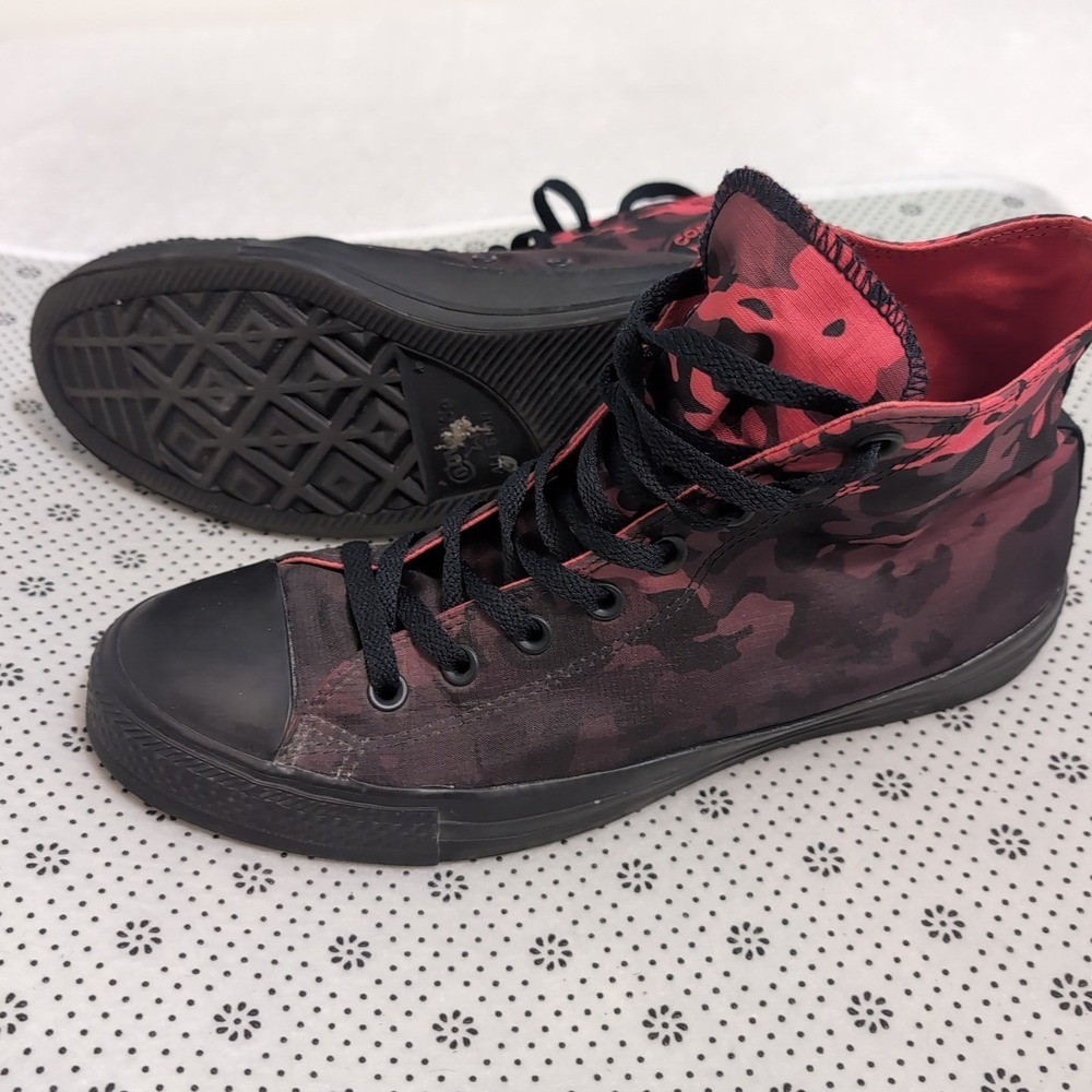 *Converse CTAS Hi 163242C Sedona Red Field Surplus Black Camo VERY RARE Men 10.5